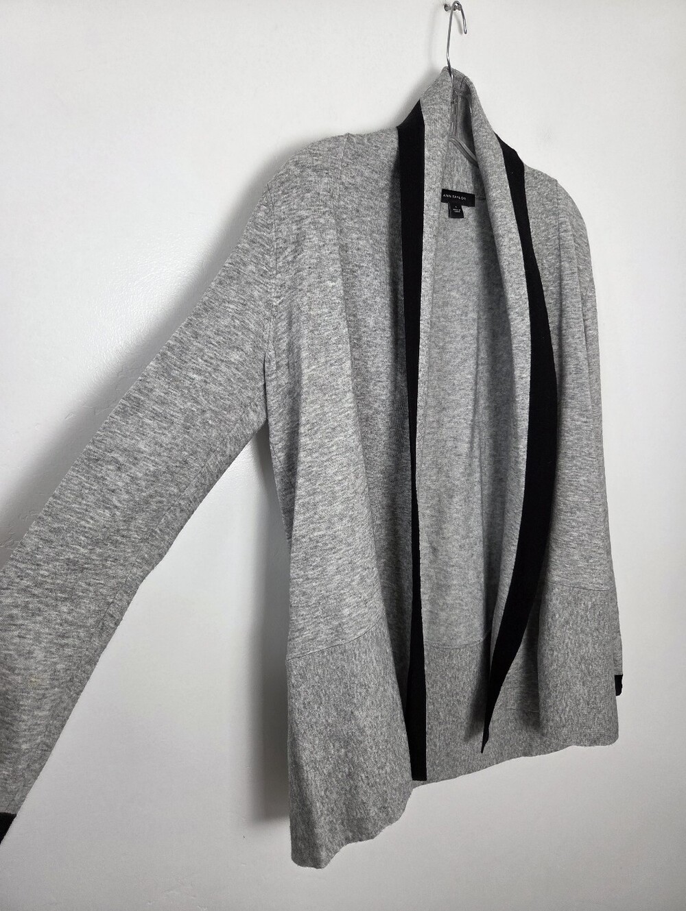 Ann Taylor Cardigan Gray Black Trim Open Front Waterfall Cozy Comfy Loungewear S